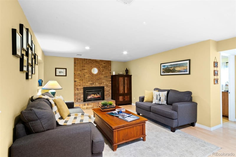 1788 Mobile St, Aurora, CO 80017