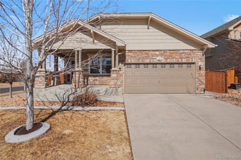 25445 4th Pl, Aurora, CO 80018
