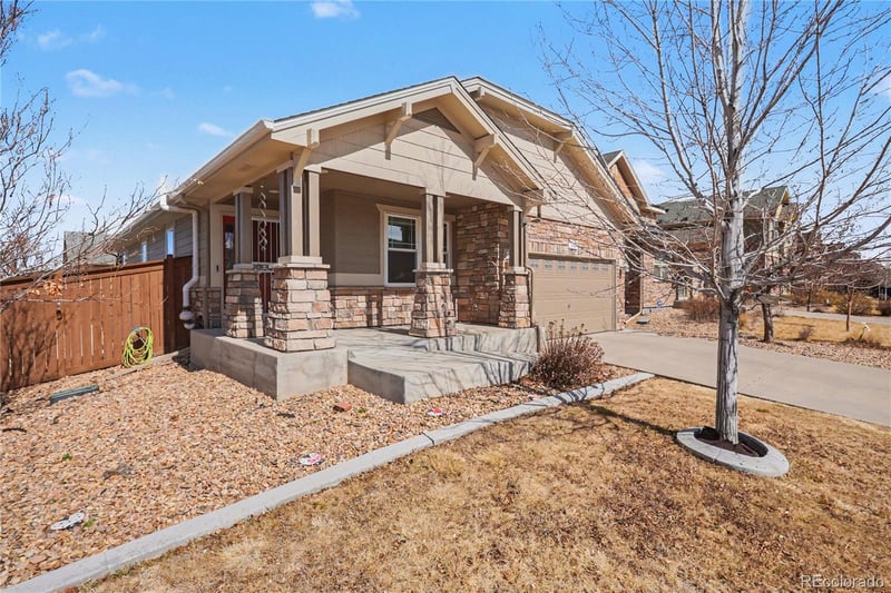 25445 4th Pl, Aurora, CO 80018