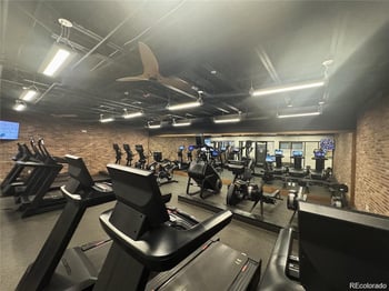 37 Waterloo St, Aurora, CO 80018