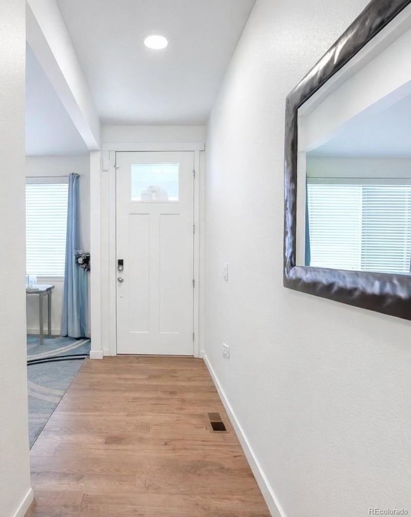 37 Waterloo St, Aurora, CO 80018