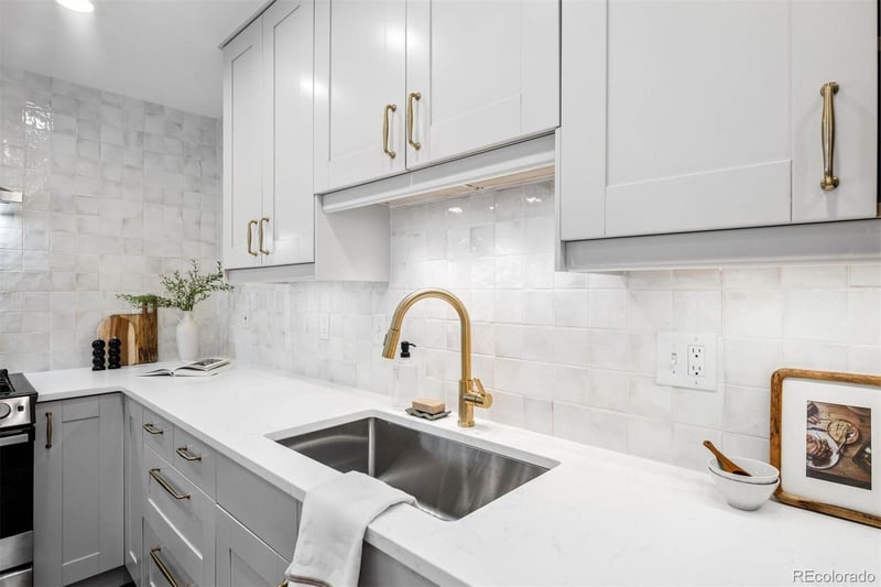 5300 Highline Pl, Denver, CO 80222