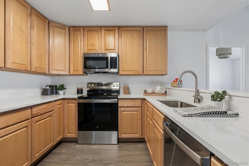 3210 Boulder Cir #203, Broomfield, CO 80023