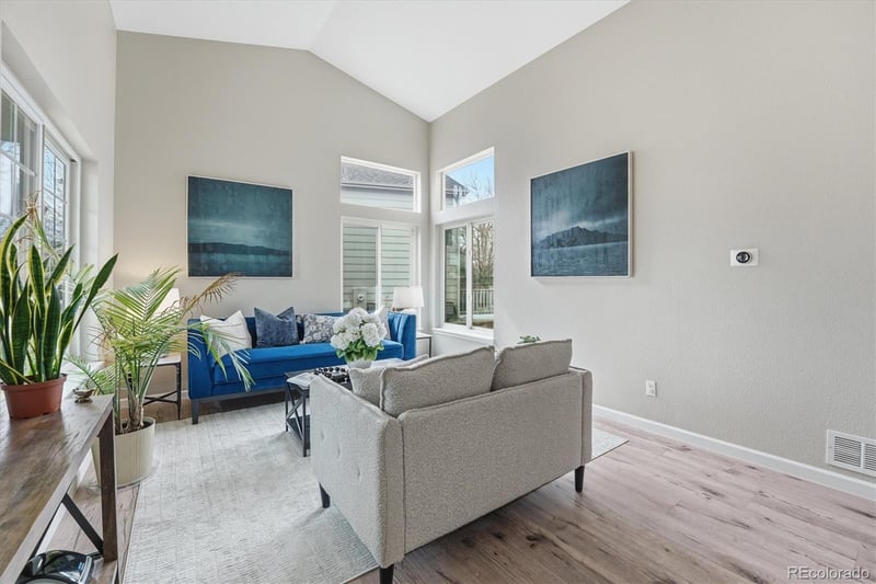 9387 Wolfe Dr, Highlands Ranch, CO 80129