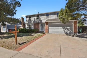 4015 Yampa St, Aurora, CO 80013