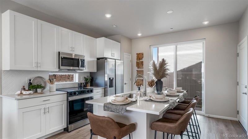 622 Wagon Wheel Way, Bennett, CO 80102