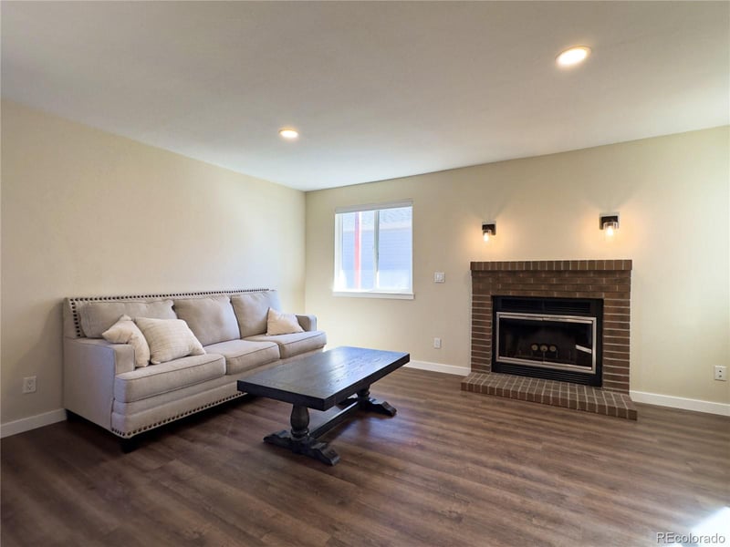 962 Yukon St, Lakewood, CO 80226