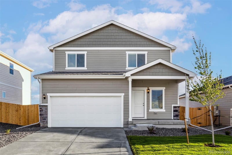 48200 Shetland Dr, Bennett, CO 80102