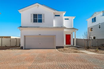 616 Wagon Wheel Way, Bennett, CO 80102
