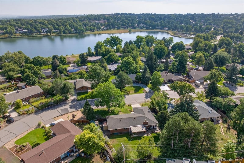 2145 Myrtlewood Ln, Lakewood, CO 80215