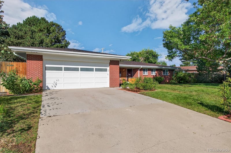 2145 Myrtlewood Ln, Lakewood, CO 80215