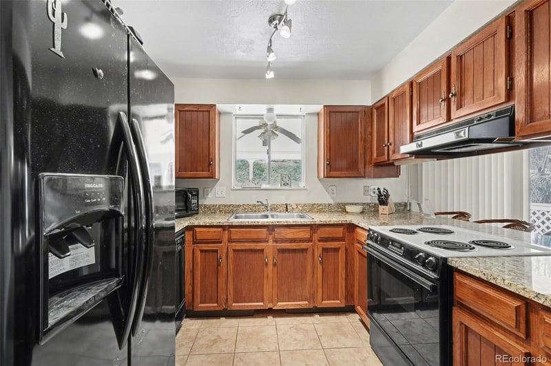 9612 Sierra Dr, Arvada, CO 80005