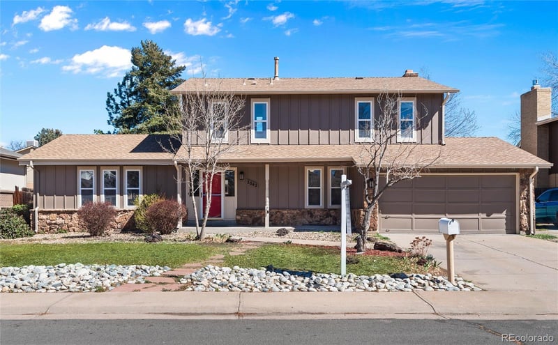 2042 Moline Way, Aurora, CO 80014