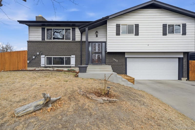 1423 W 100th Pl, Northglenn, CO 80260