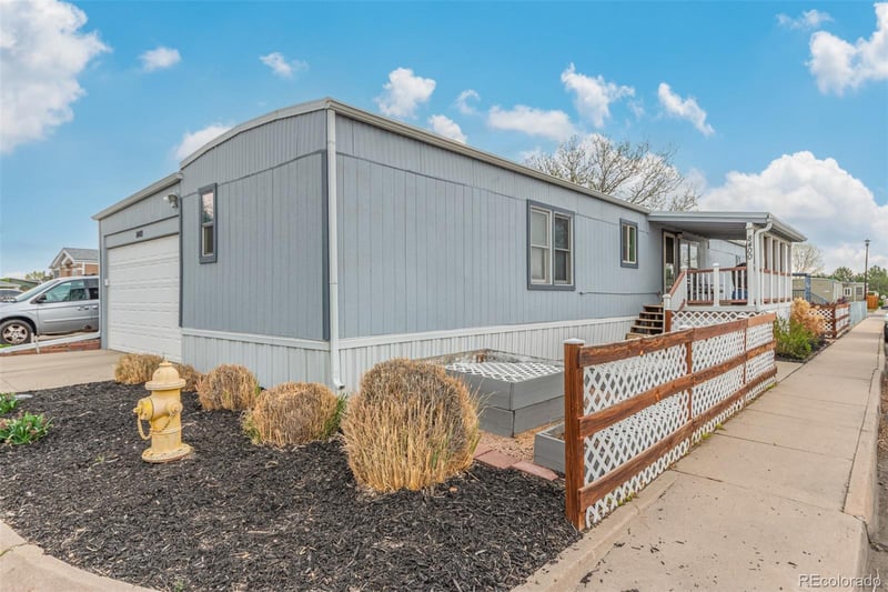 8400 Adams Way, Denver, CO 80229