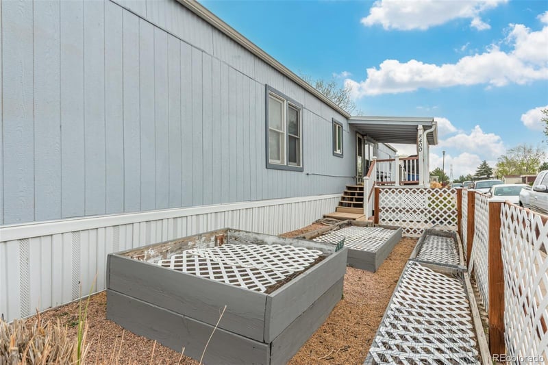 8400 Adams Way, Denver, CO 80229