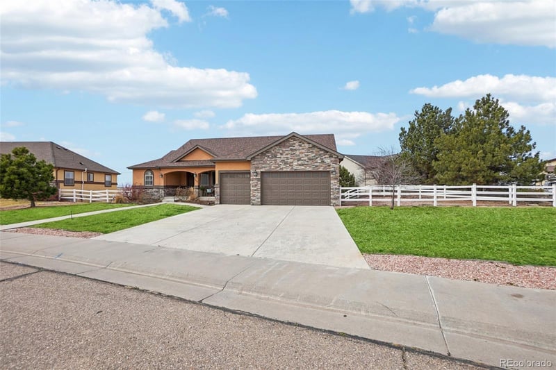 149 Corvette Cir, Fort Lupton, CO 80621
