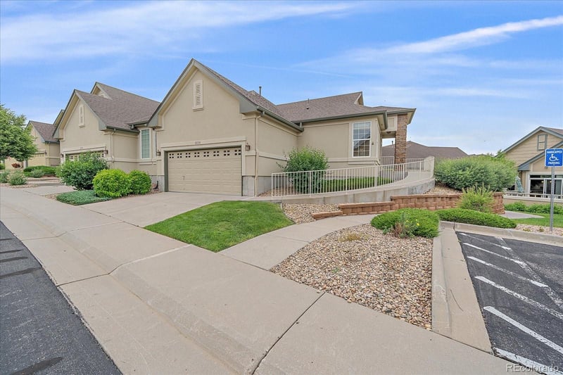 22124 Euclid Dr, Aurora, CO 80016