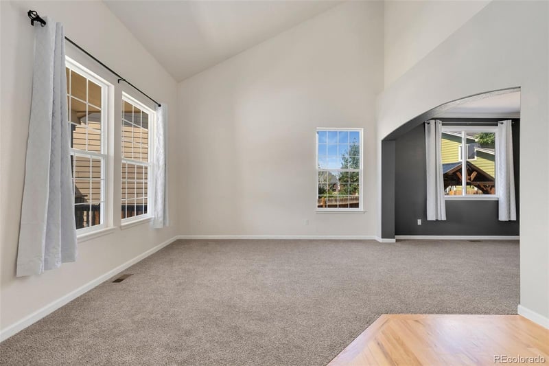 2010 Glenarbor Ct, Longmont, CO 80504