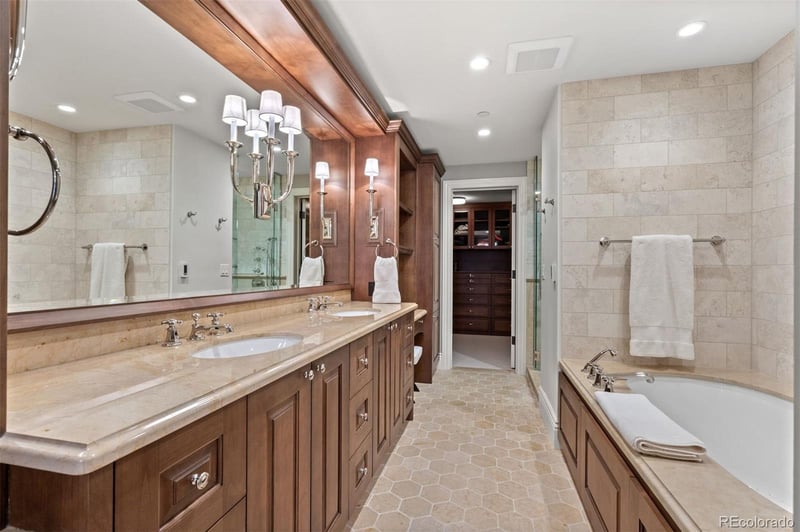 105 Fillmore St #203, Denver, CO 80206