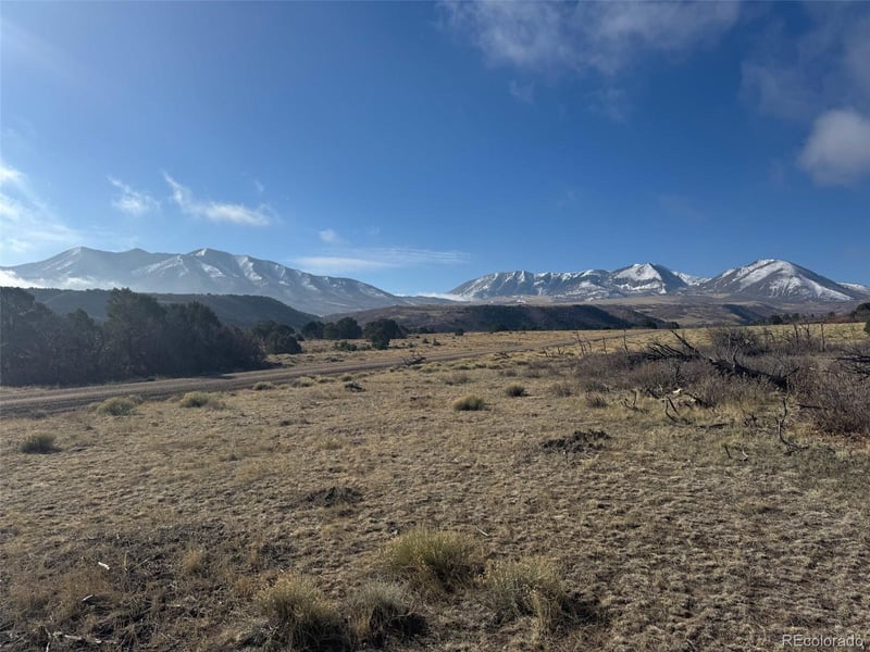 146 l&g, Gardner, CO 81040