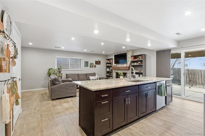 16662 Asbury Ave, Aurora, CO 80013