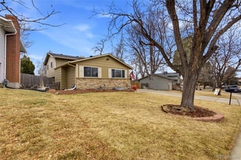 16662 Asbury Ave, Aurora, CO 80013