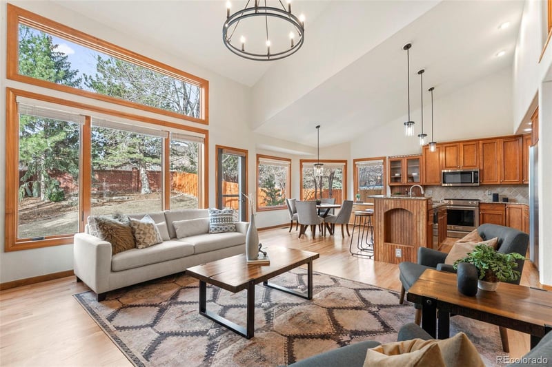 9631 Kemper Dr, Lone Tree, CO 80124