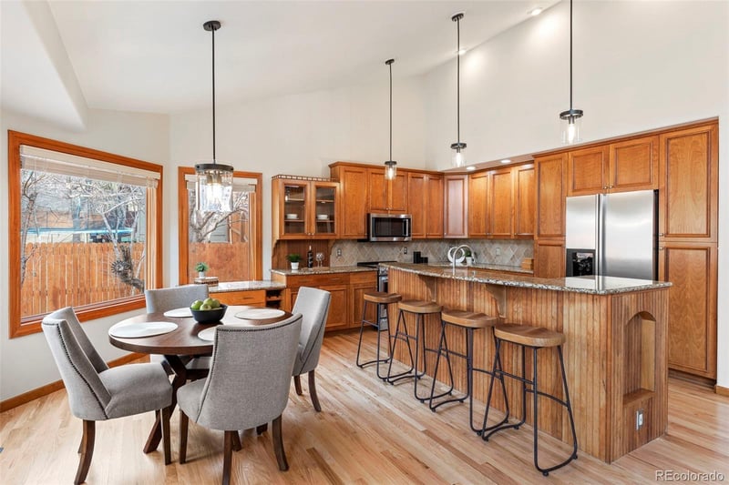 9631 Kemper Dr, Lone Tree, CO 80124