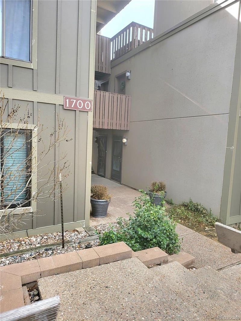 2525 Dayton Way #1705, Denver, CO 80231