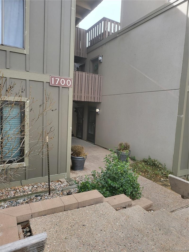 2525 Dayton Way #1705, Denver, CO 80231