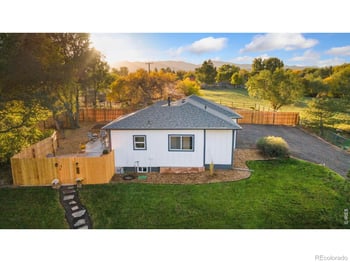 437 Clover Ln, Fort Collins, CO 80521