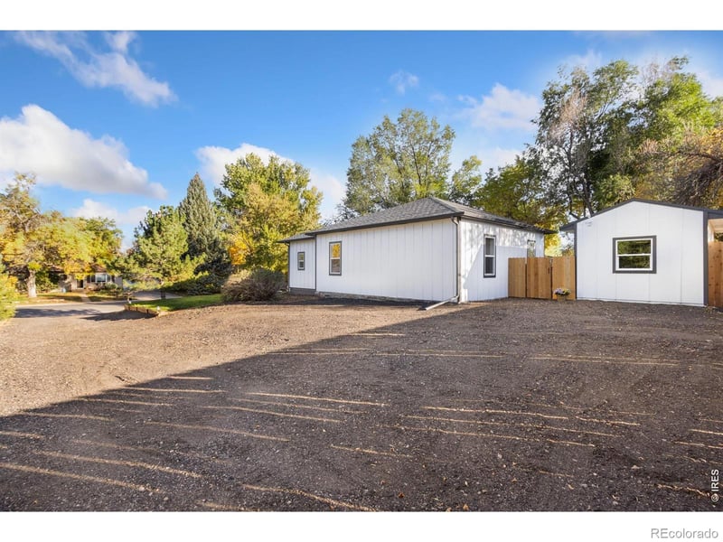 437 Clover Ln, Fort Collins, CO 80521