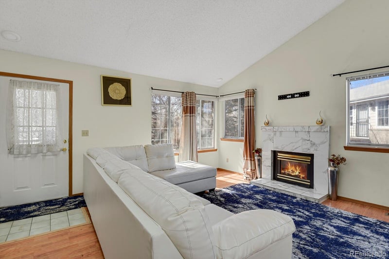 1890 Granby Ct, Aurora, CO 80011