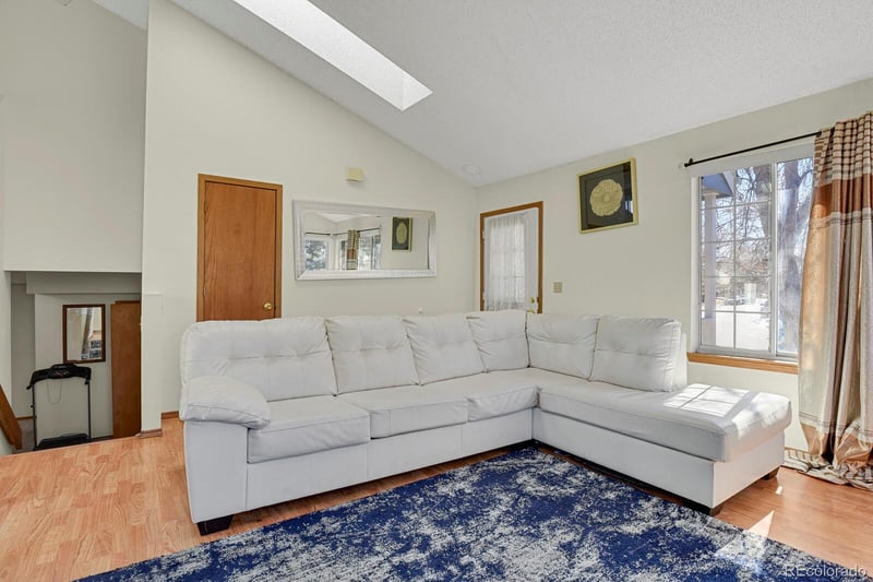 1890 Granby Ct, Aurora, CO 80011