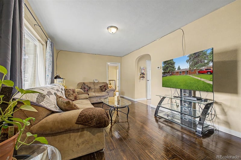 1050 Russell Blvd, Thornton, CO 80229