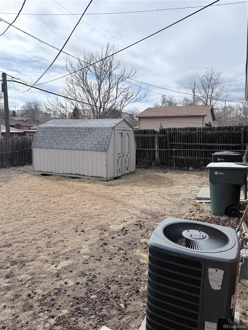 1050 Russell Blvd, Thornton, CO 80229