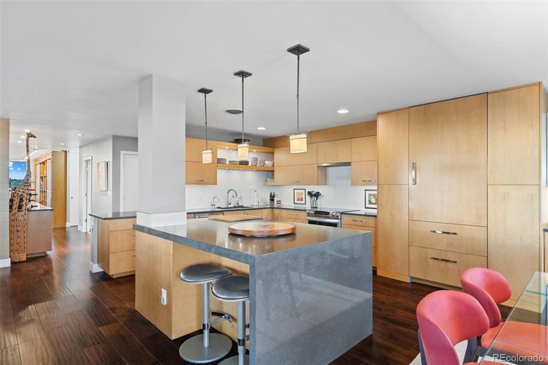 4570 E Yale Ave #1104, Denver, CO 80222