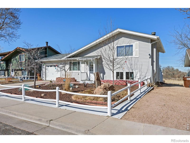 325 4th St, La Salle, CO 80645