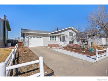 325 4th St, La Salle, CO 80645