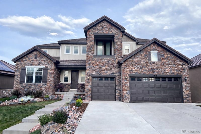 7878 Valleyhead Way, Aurora, CO 80016