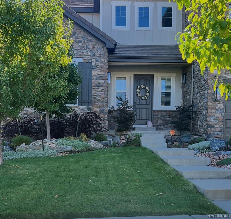 7878 Valleyhead Way, Aurora, CO 80016