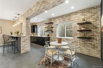 7878 Valleyhead Way, Aurora, CO 80016