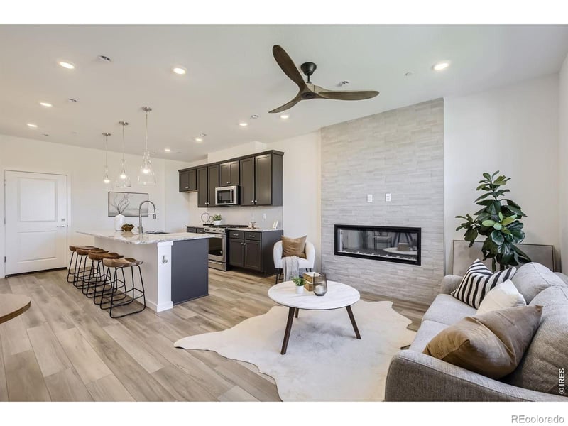 2807 Bear Springs Cir, Longmont, CO 80503