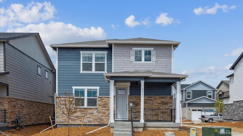 668 Ukraine St, Aurora, CO 80018