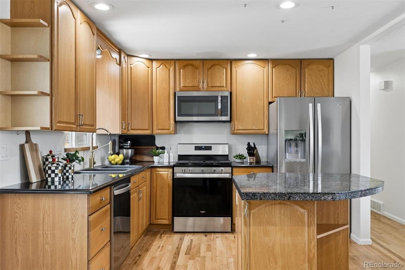 7049 Xenon Ct, Arvada, CO 80004