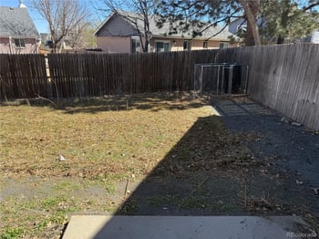 4148 Lewiston Cir, Aurora, CO 80013