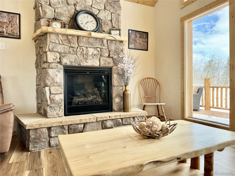 663 Arrowhead Dr, Jefferson, CO 80456