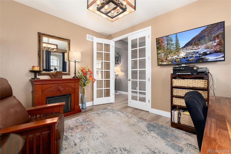 19156 84th Pl, Arvada, CO 80007