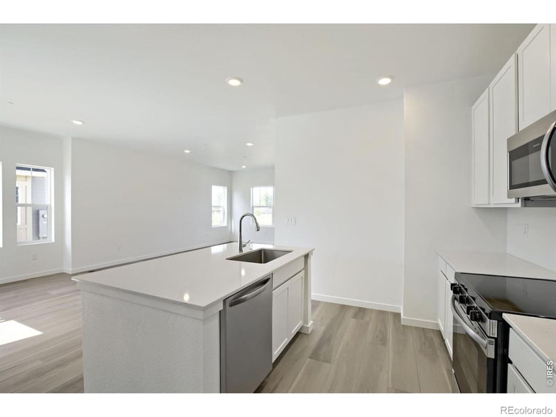 6404 Red Willow Dr, Fort Collins, CO 80528